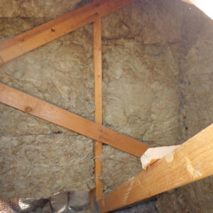 tercap réalise l'isolation thermique des combles par soufflage dans une maison a poey de lescar dans le béarn