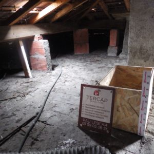 TERCAP réalise l'isolation thermique par soufflage de laine de roche dans les combles perdus d'une maison a Tarbes