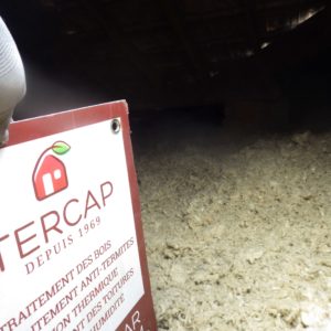 TERCAP réalise l'isolation thermique par soufflage de laine de roche dans les combles perdus d'une maison a Tarbes